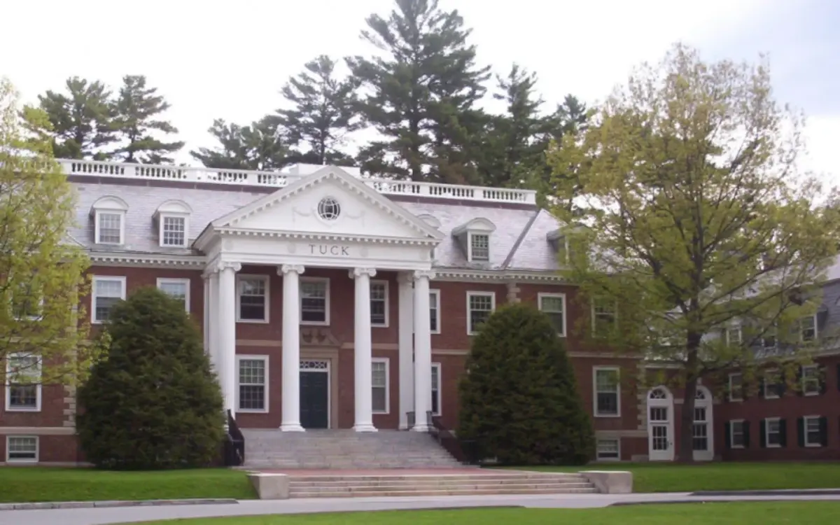 B&V Works with Dartmouth Tuck MBA Program Students on Digital Platform Strategy